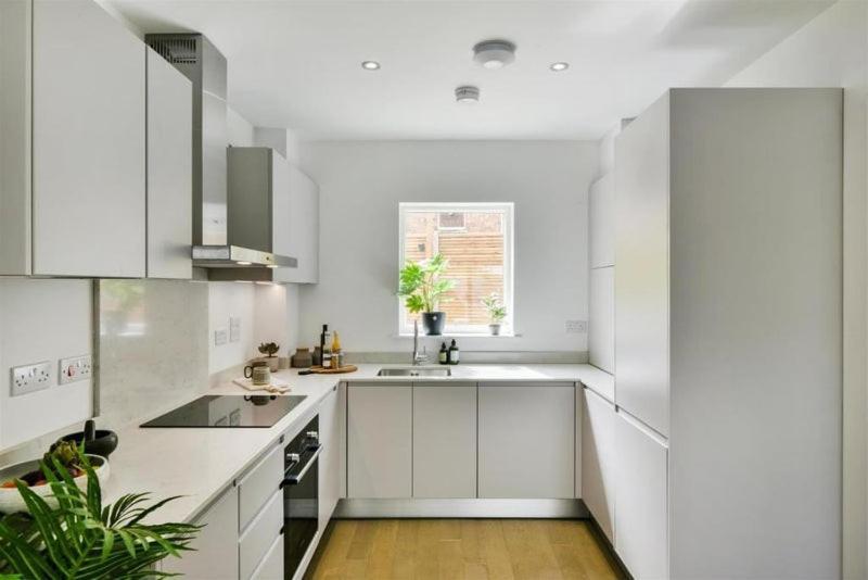 Uttsav Green - Affordable Zone 3 - Accessible Public Transport Alloggio in famiglia Londra